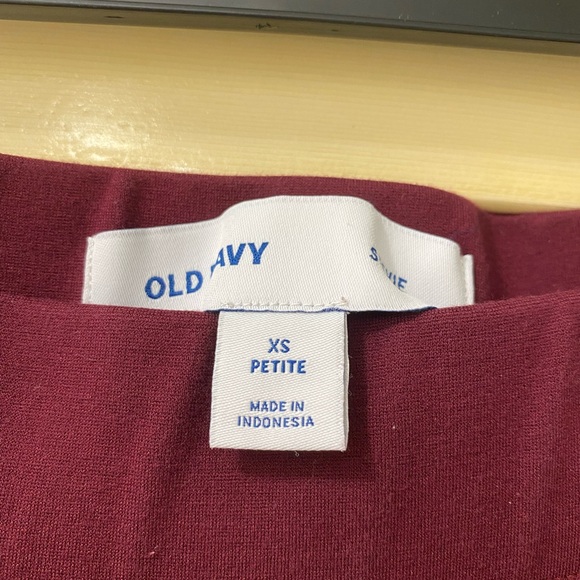 ❤️❤️Burgundy Velvet Patch Work Old Navy Stevie Dress Pants W accent Gold Zippers - Picture 6 of 10